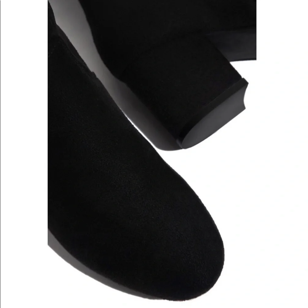 Black Over The Knee Chunky Low Heel
Lace Up Boots - Picture 4 of 11